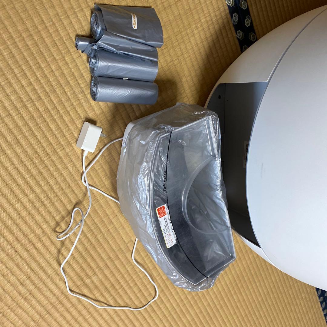 自動猫トイレ 脱臭機能付き ホワイト