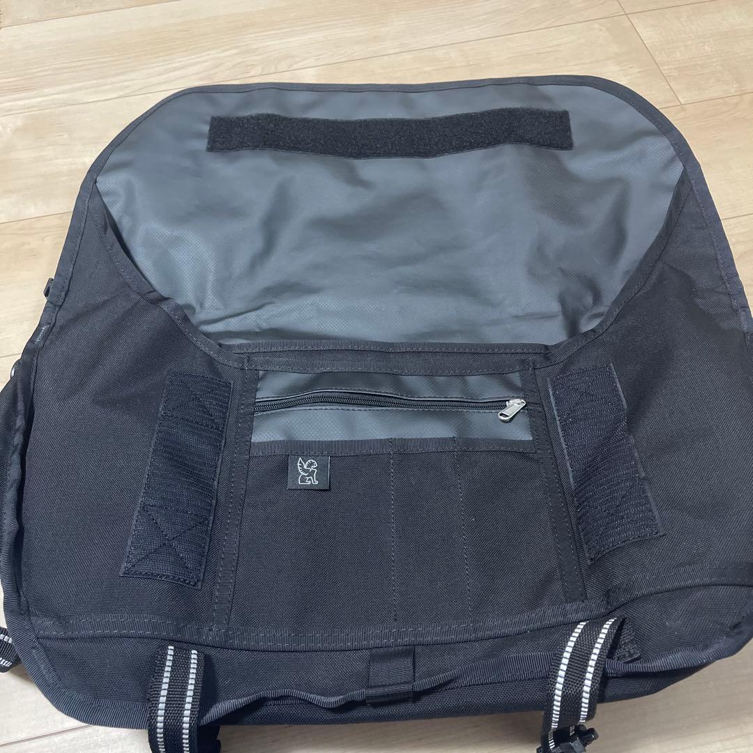 CHROME ブラック メッセンジャーバッグ