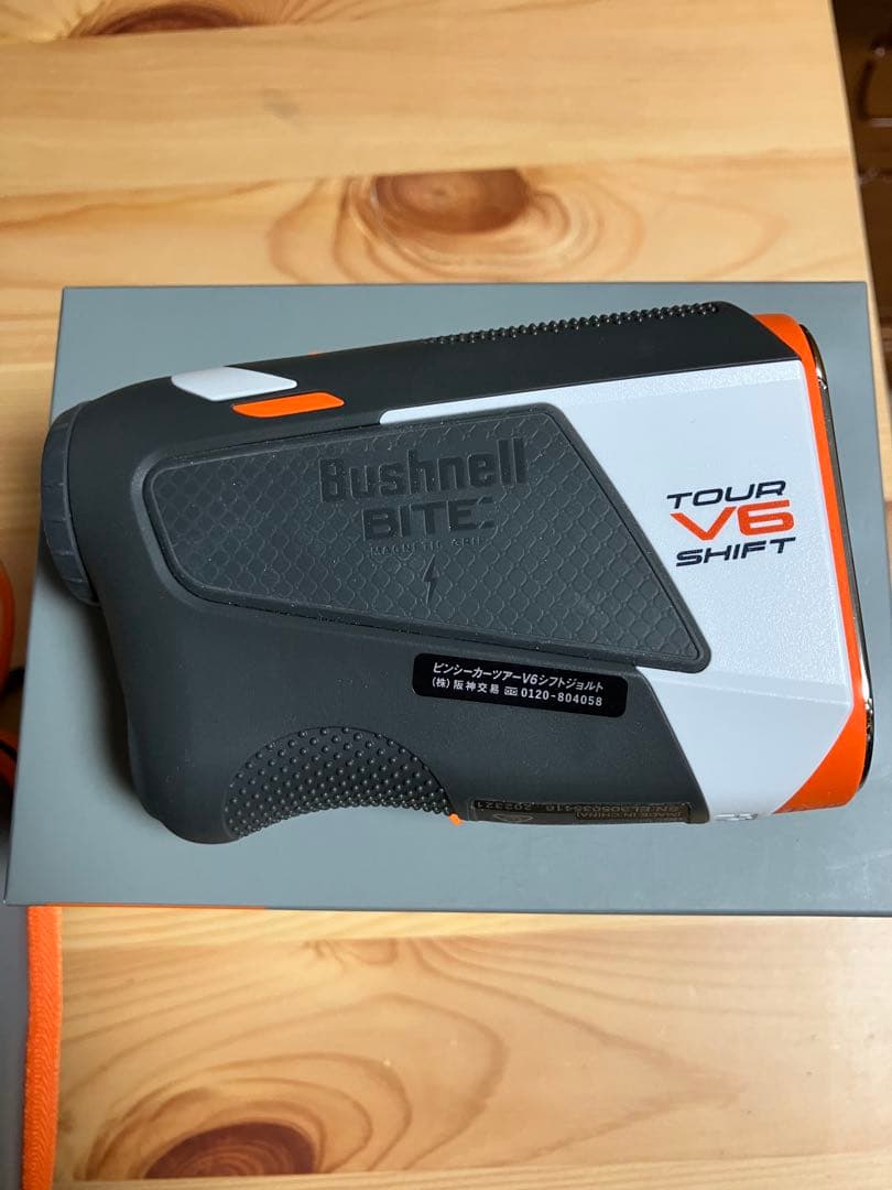 Bushnell Tour V6 Shift ゴルフ用距離計