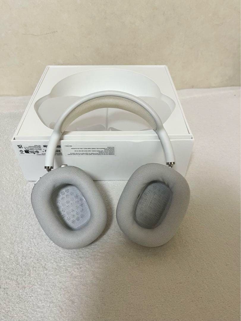 Apple AirPodsMax シルバー 本体 箱付き 美品
