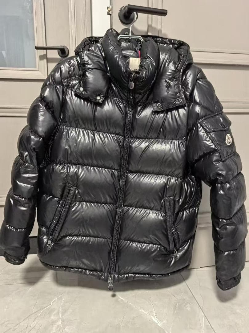 極美品 M☆oncler ブラック ダウンジャケット フード付き~~~