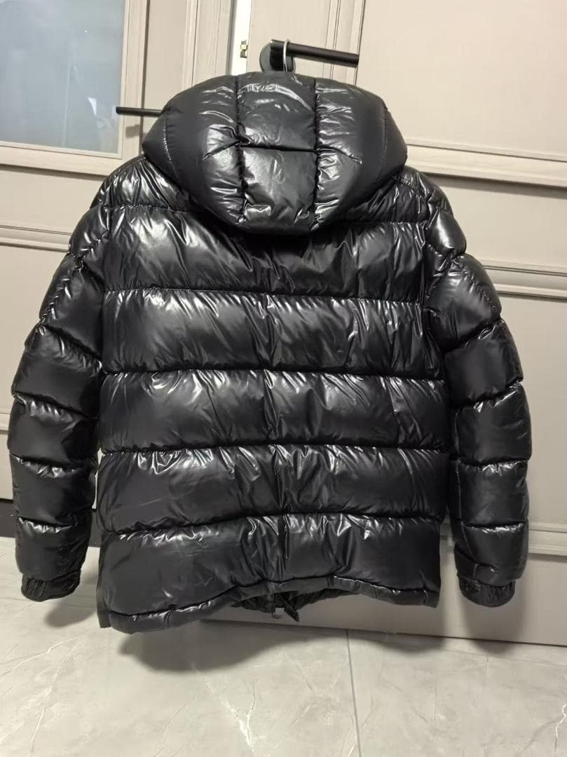 極美品 M☆oncler ブラック ダウンジャケット フード付き~~~