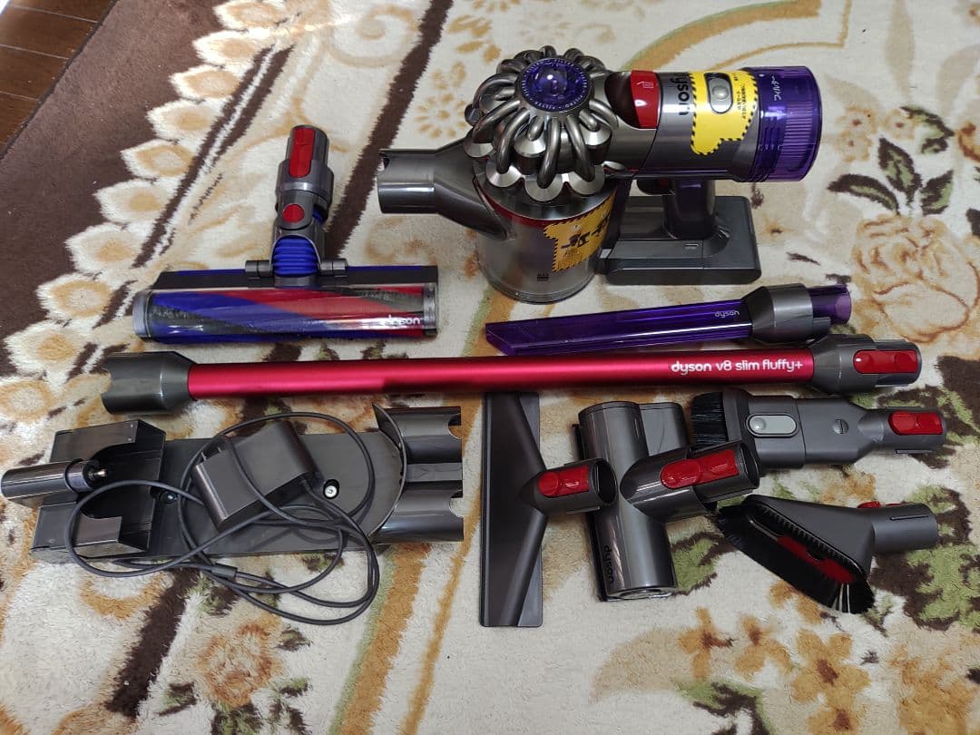 dyson v8 slim fluffy 中古清掃整備品