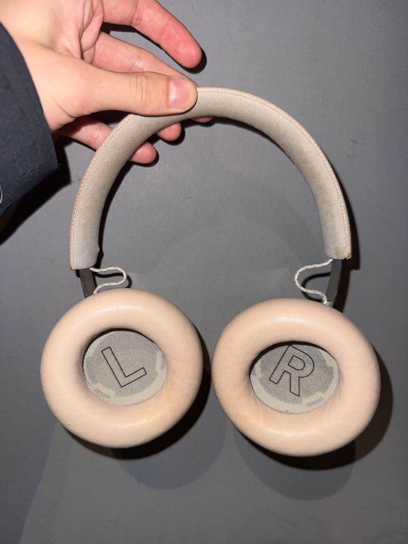 Beoplay H4 Bang & Olufsen ヘッドホン