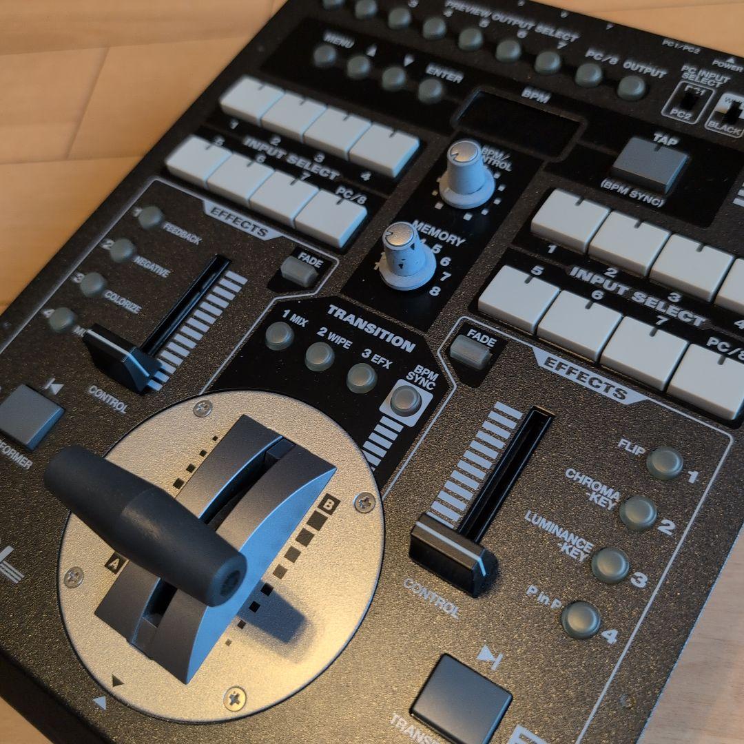 8チャンネルビデオミキサー Roland EDIROL V8