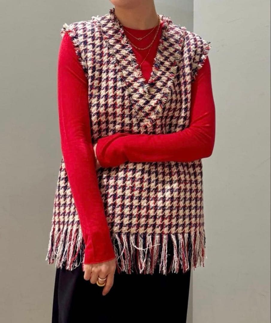 最終値下げ　TOMORROWLAND メタリックツイード Vネックベスト