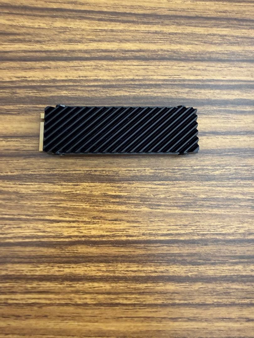 G-Technology 4TB SSD ヒートシンク付き