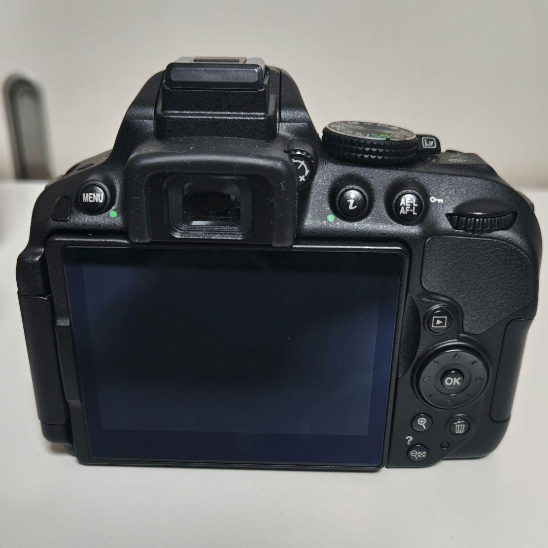 ポ*ト様 【美品】Nikon D5300 ダブルズームキット ブラック