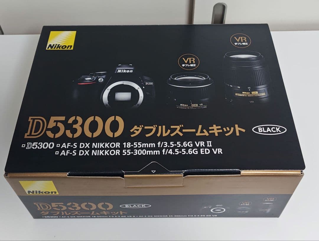 ポ*ト様 【美品】Nikon D5300 ダブルズームキット ブラック