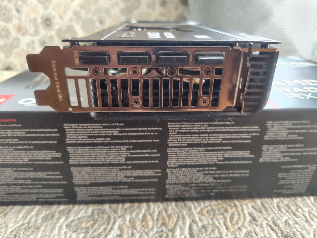 美品ASUS Radeon RX 9070 XT 16GB OC