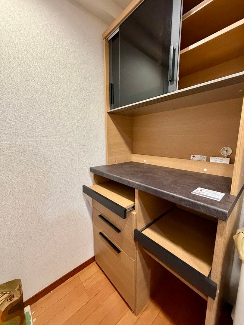 パモウナ食器棚 ガラス扉付き 3段w90