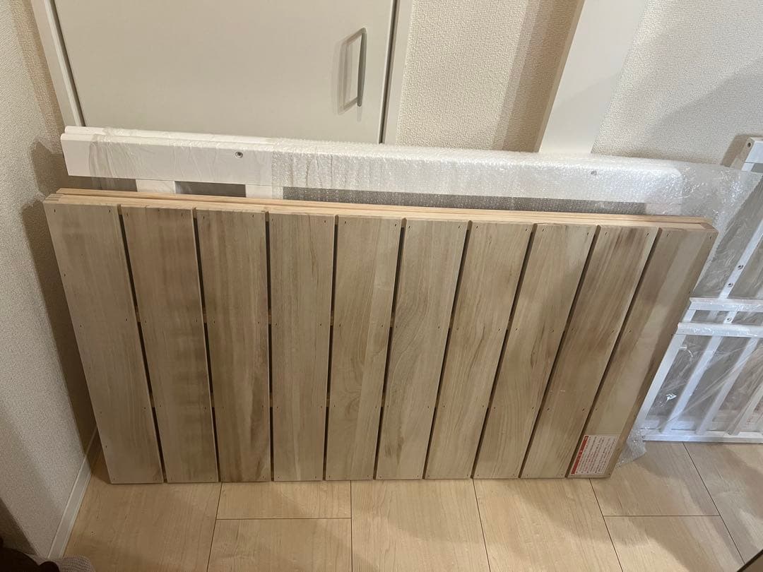 新品未使用手渡し限定　KATOJI ハイポジションベビーベッドホワイトレギュラー