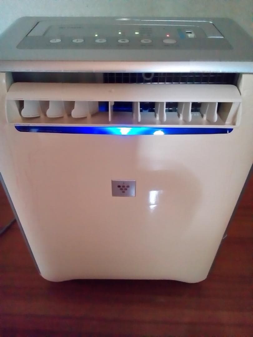 【シャープ】『冷風・衣類乾燥除湿機　コンビニクーラー　プラズマクラスター搭載』