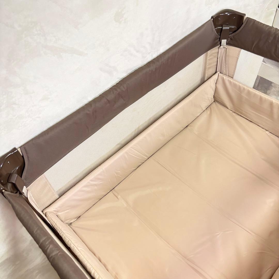 アップリカ　ココネル　66041 ココア　ベビー　ベッド