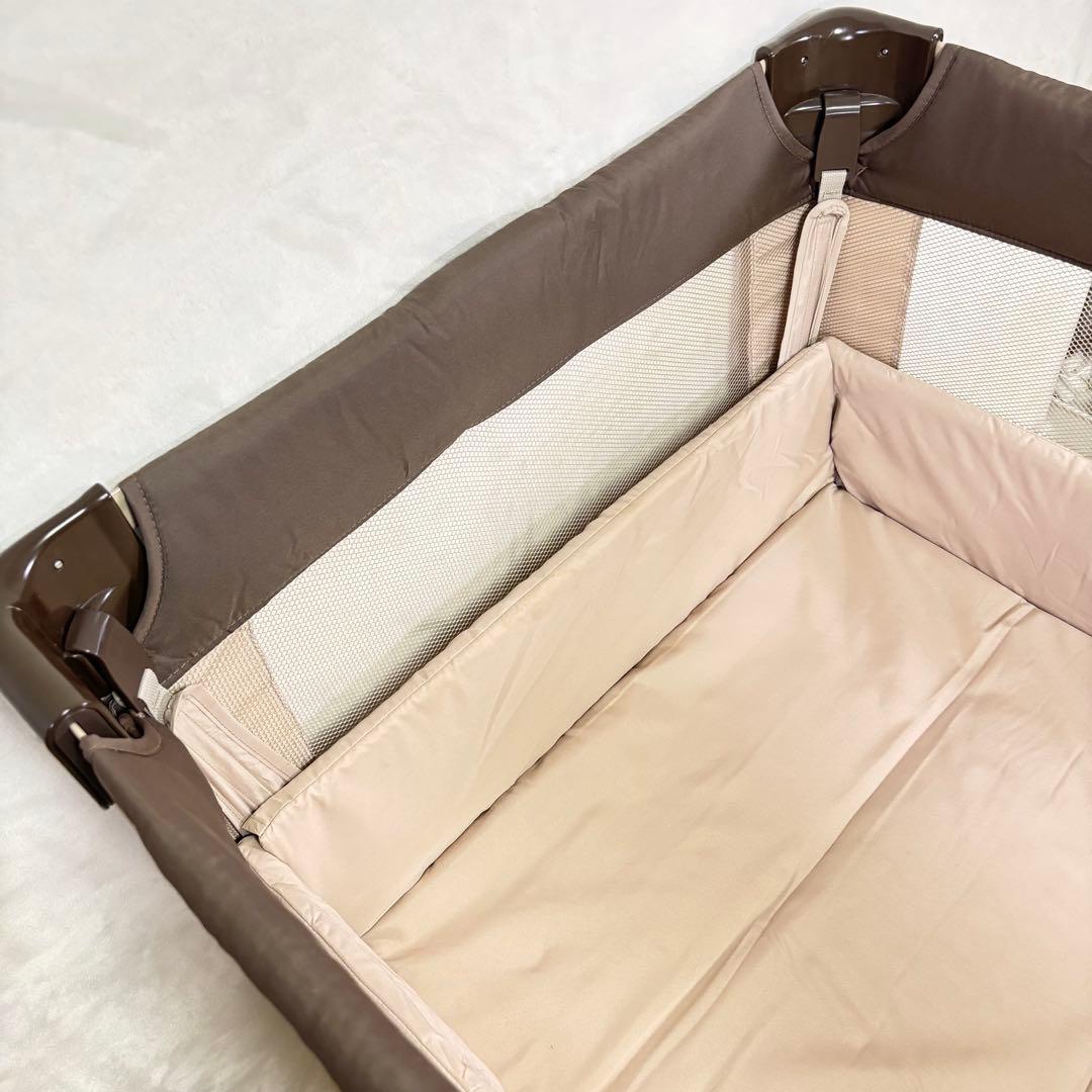 アップリカ　ココネル　66041 ココア　ベビー　ベッド