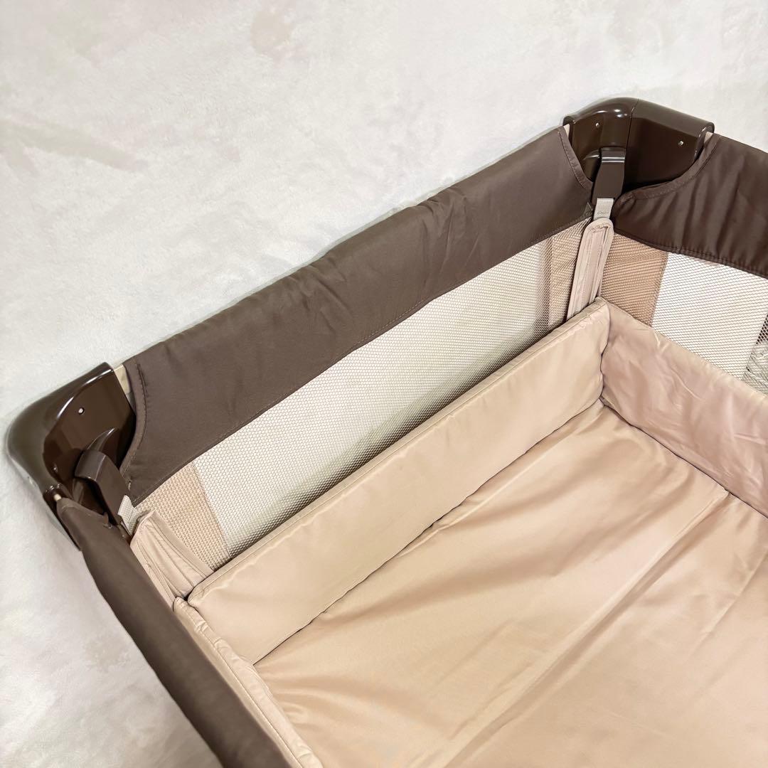 アップリカ　ココネル　66041 ココア　ベビー　ベッド