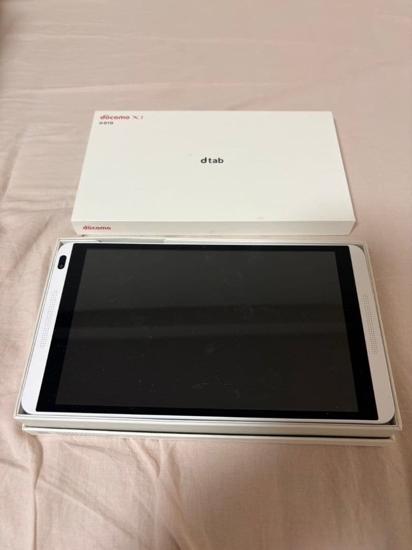 【新品未使用】　docomo dtab シルバー 本体