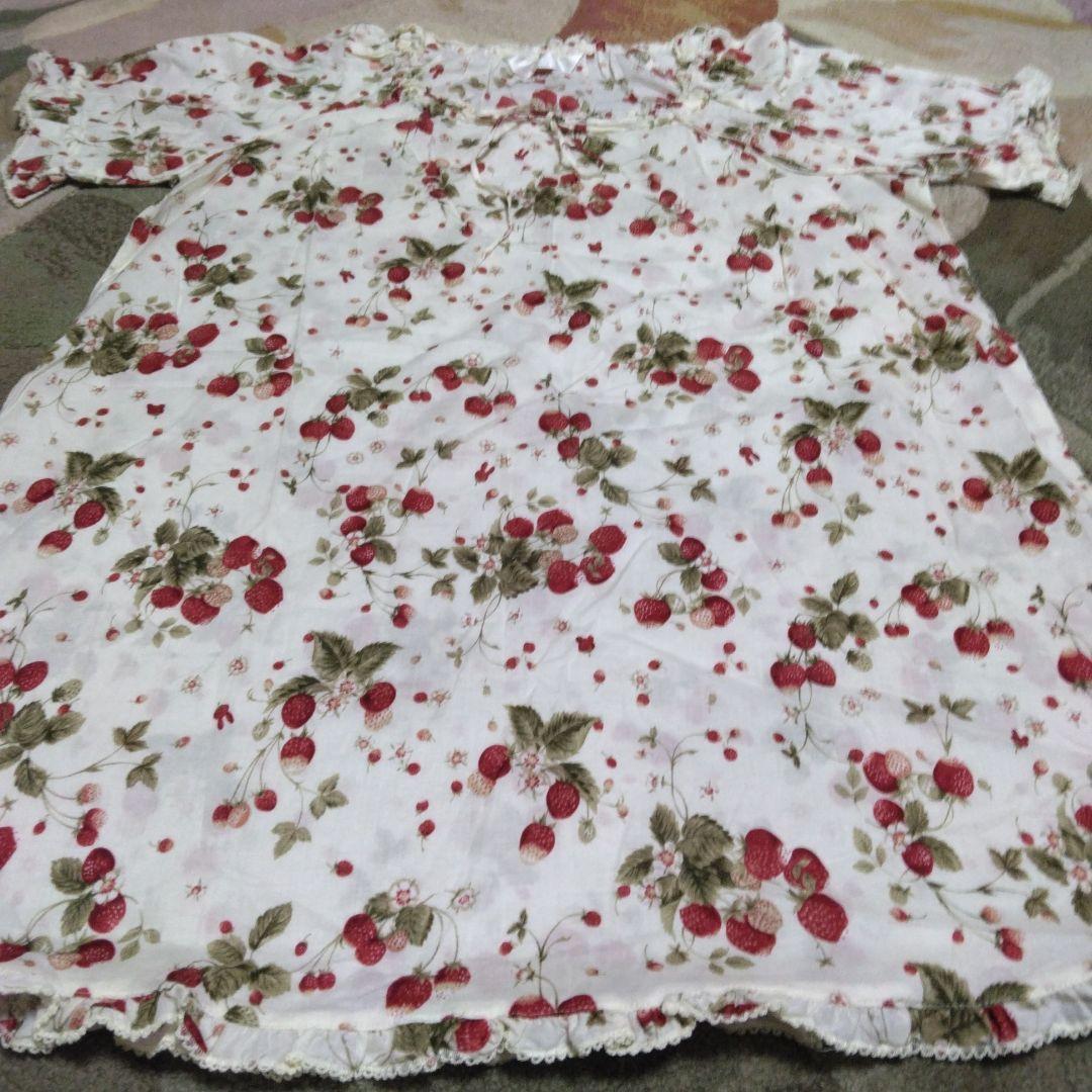 夏セール　ピンクハウス　激かわイチゴ柄 フリル付き 半袖チュニック