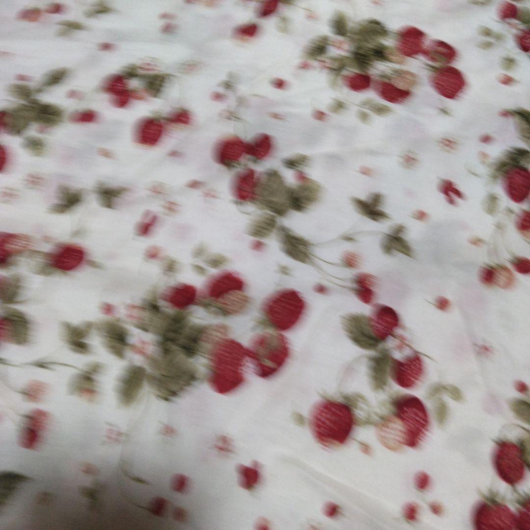 夏セール　ピンクハウス　激かわイチゴ柄 フリル付き 半袖チュニック