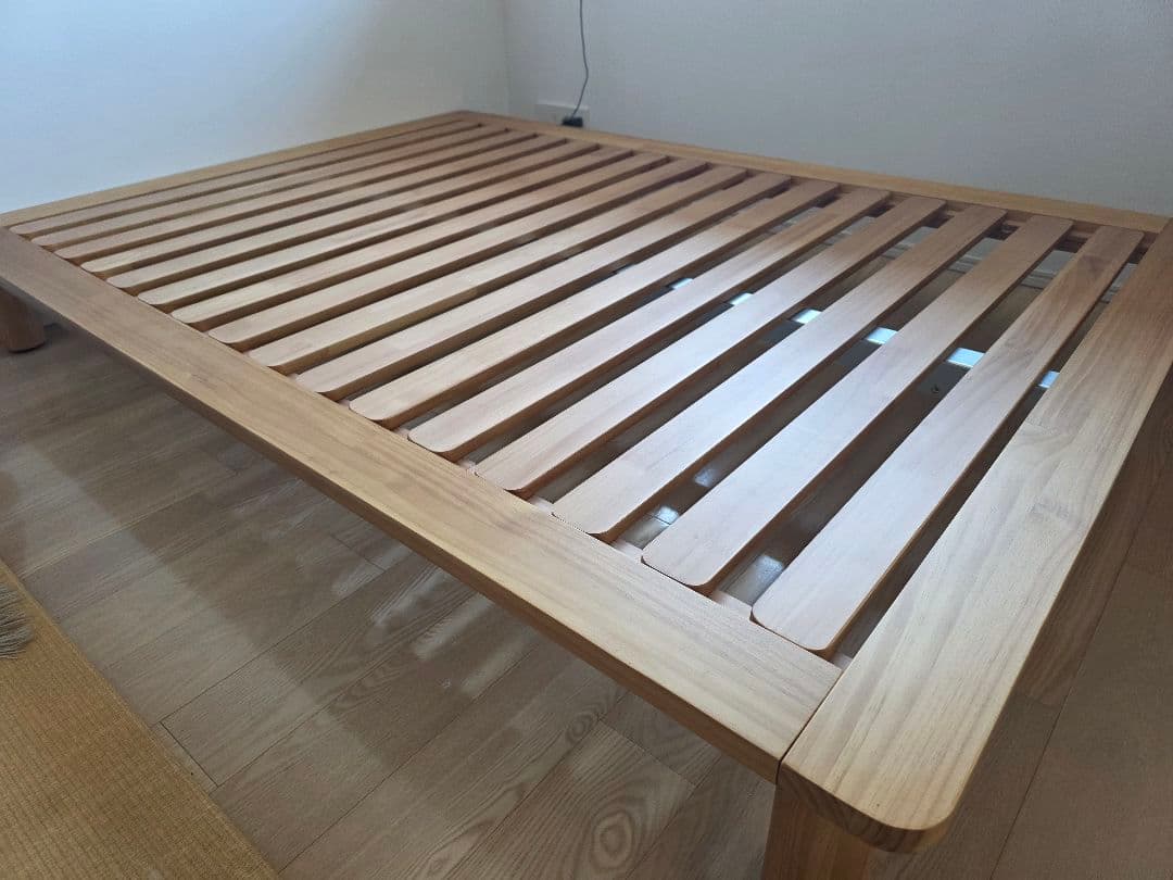 大人気コアラミライカスタム　ダブルサイズ格安！(マットレスはつきません)