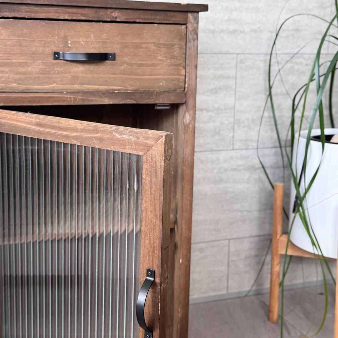 木製ヴィンテージスタイルガラスキャビネット