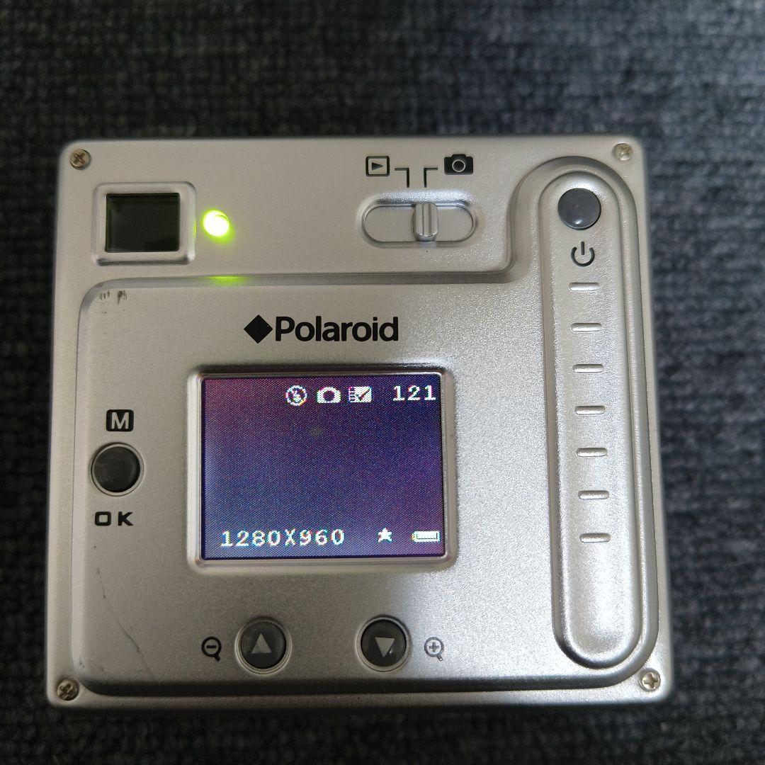 Polaroid コンパクトデジタルカメラ PDC2070 ケース・メモリー付