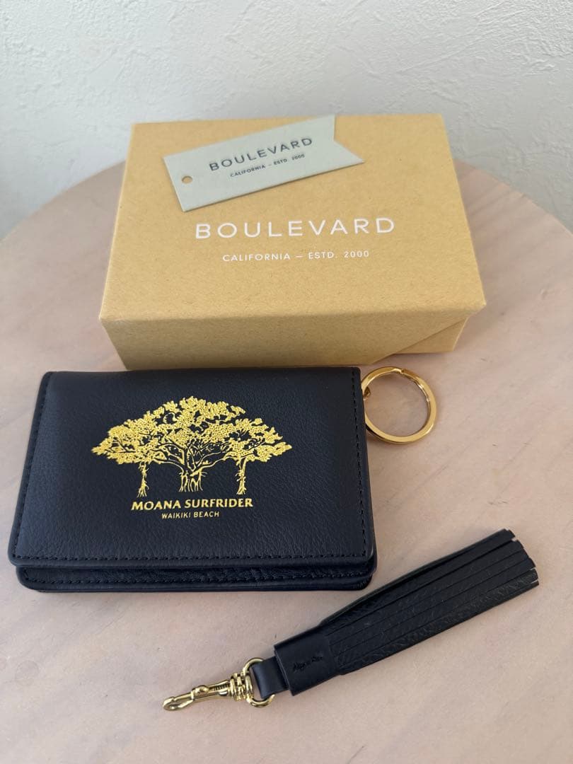 ハワイ　モアナサーフライダー　小銭入れ、パスケースキーケース[未使用品]