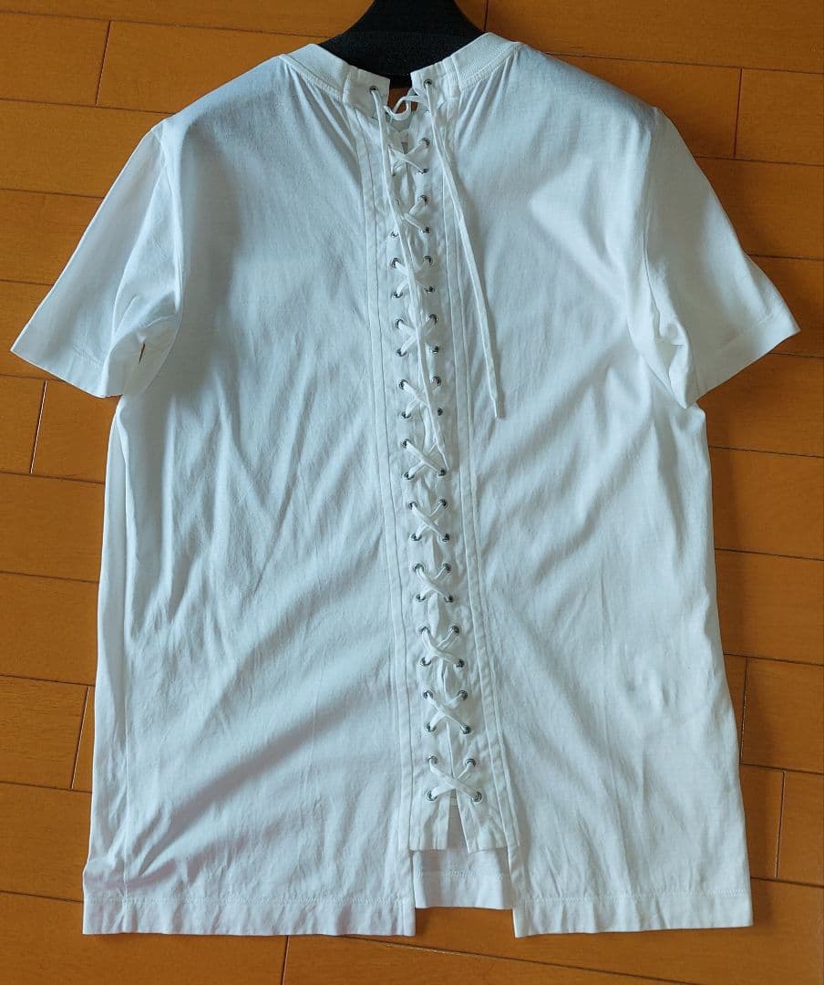 【美品】　PRADA エンブレム Tシャツ