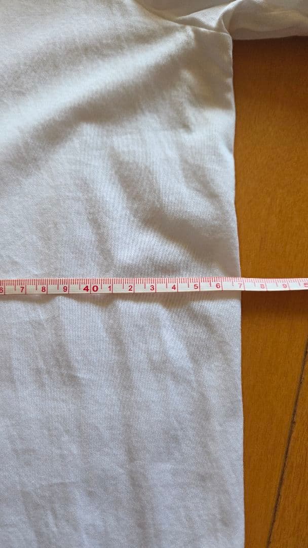 【美品】　PRADA エンブレム Tシャツ