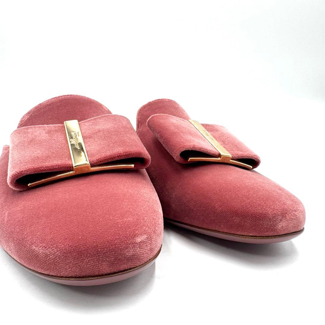 【極美品】Ferragamo ヴァラ スエード ミュール 27cm ピンク