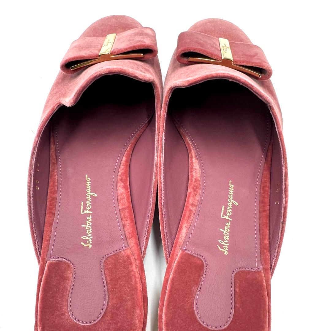 【極美品】Ferragamo ヴァラ スエード ミュール 27cm ピンク