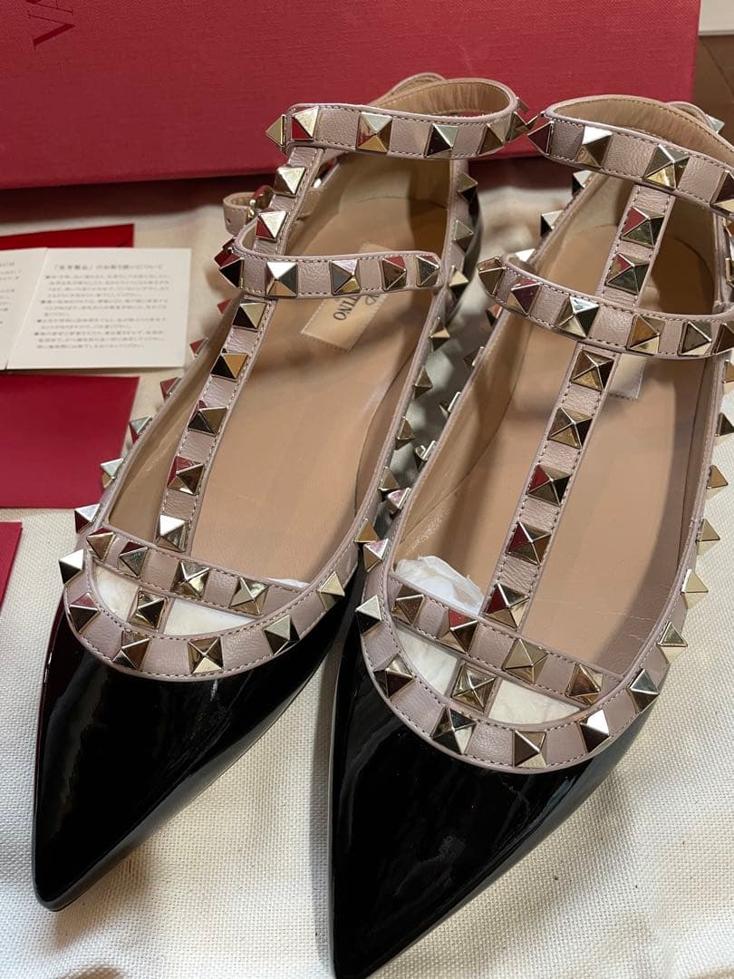 新品　VALENTINOバレンティノ ロックスタッズ　フラット　シューズ　36