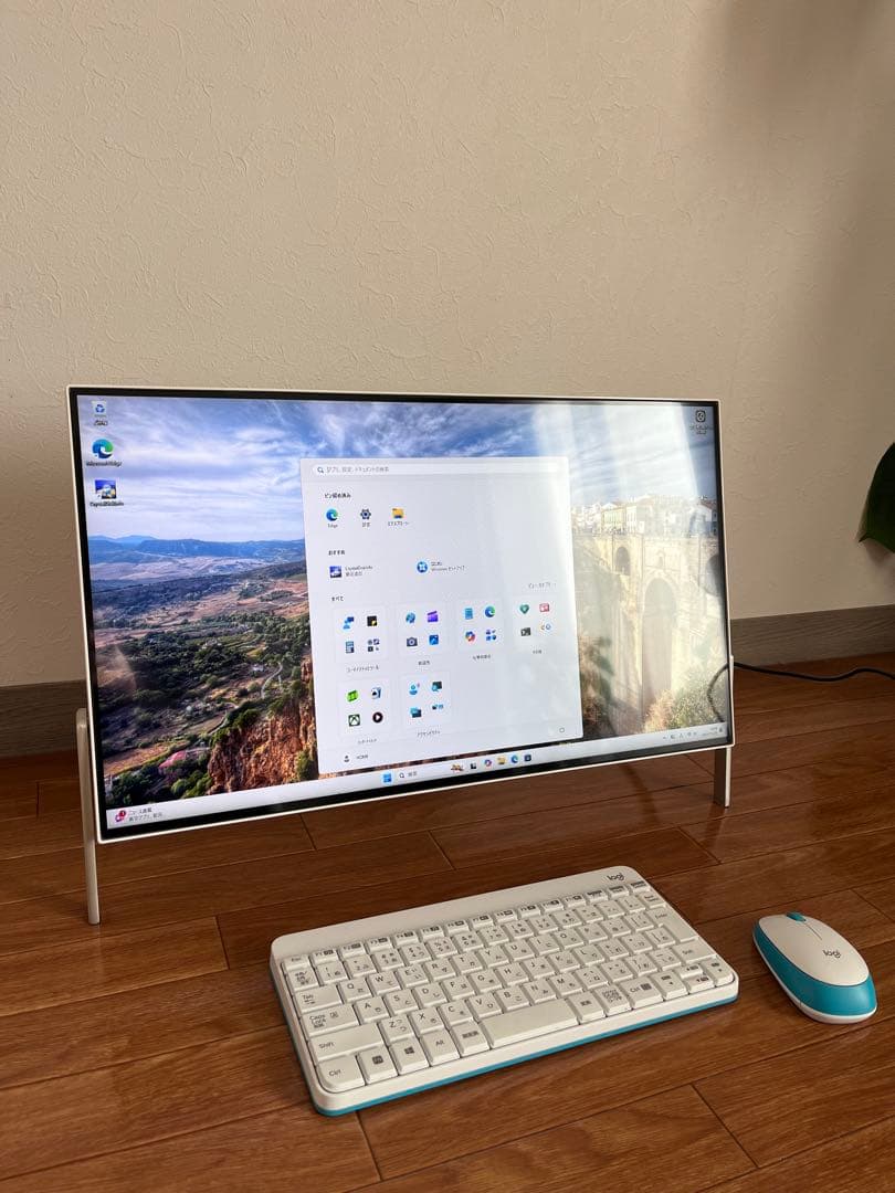 美品「Core i7 7700HQ」 富士通 ディスプレイ一体型PC オフィス付