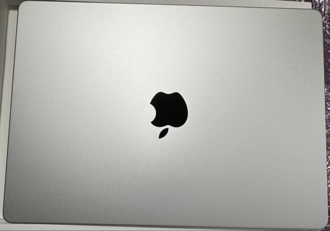 MacBook Pro 2023 M3 14インチ 8GB 512GB シルバー