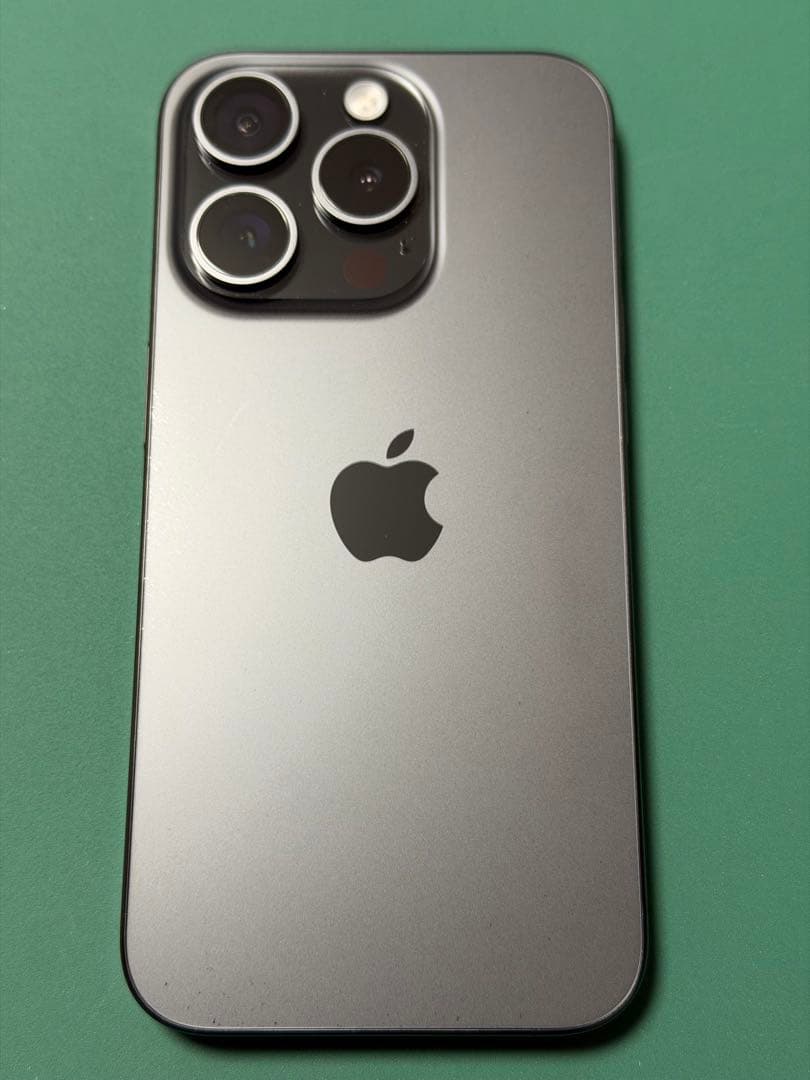 iPhone15 Pro 128GB ブラックチタニウム SIMフリー