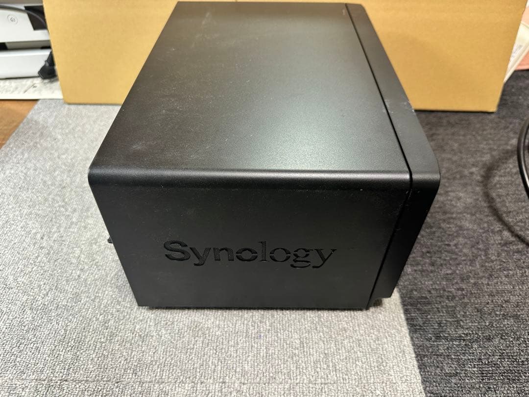 外付けハードディスク・ドライブ Synology DiskStation Model DS1819+