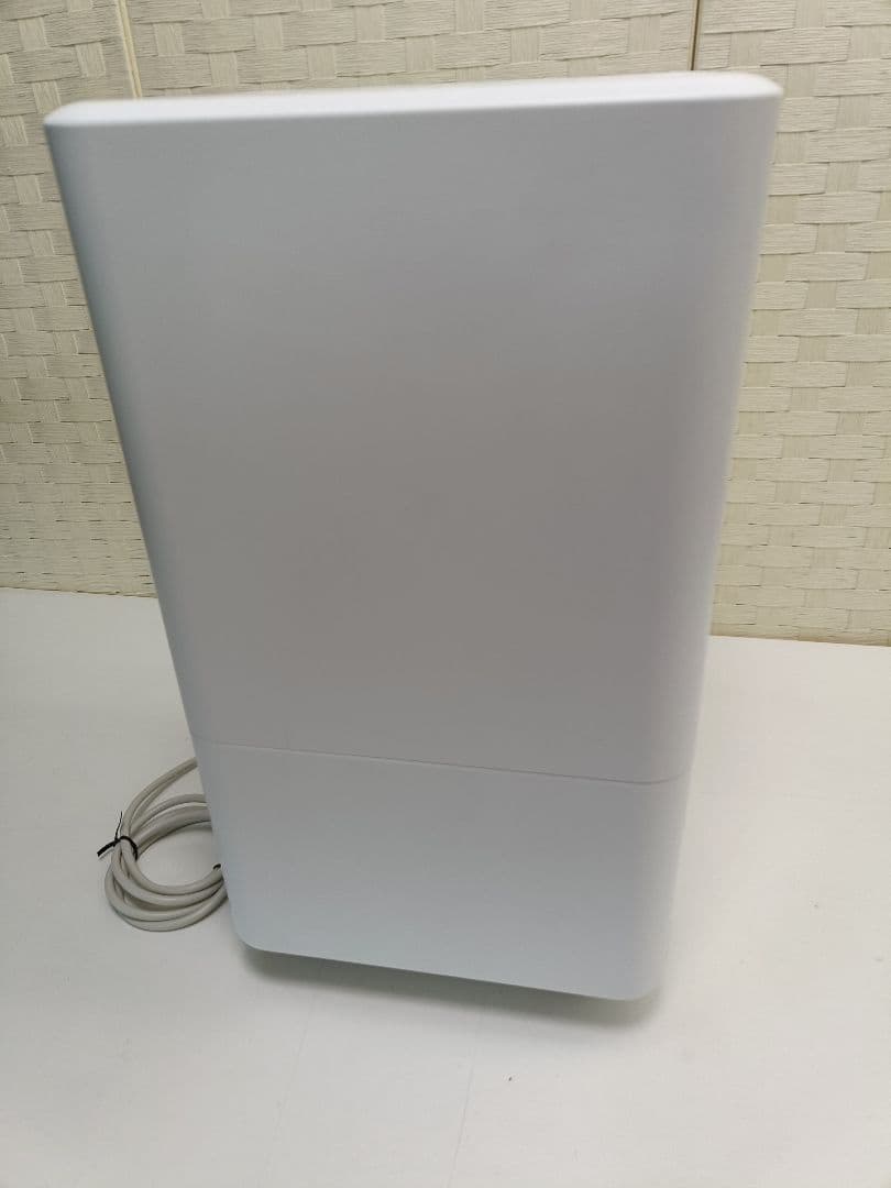 アイリスオーヤマ コンパクトクーラー ICA-0301G 2024年製