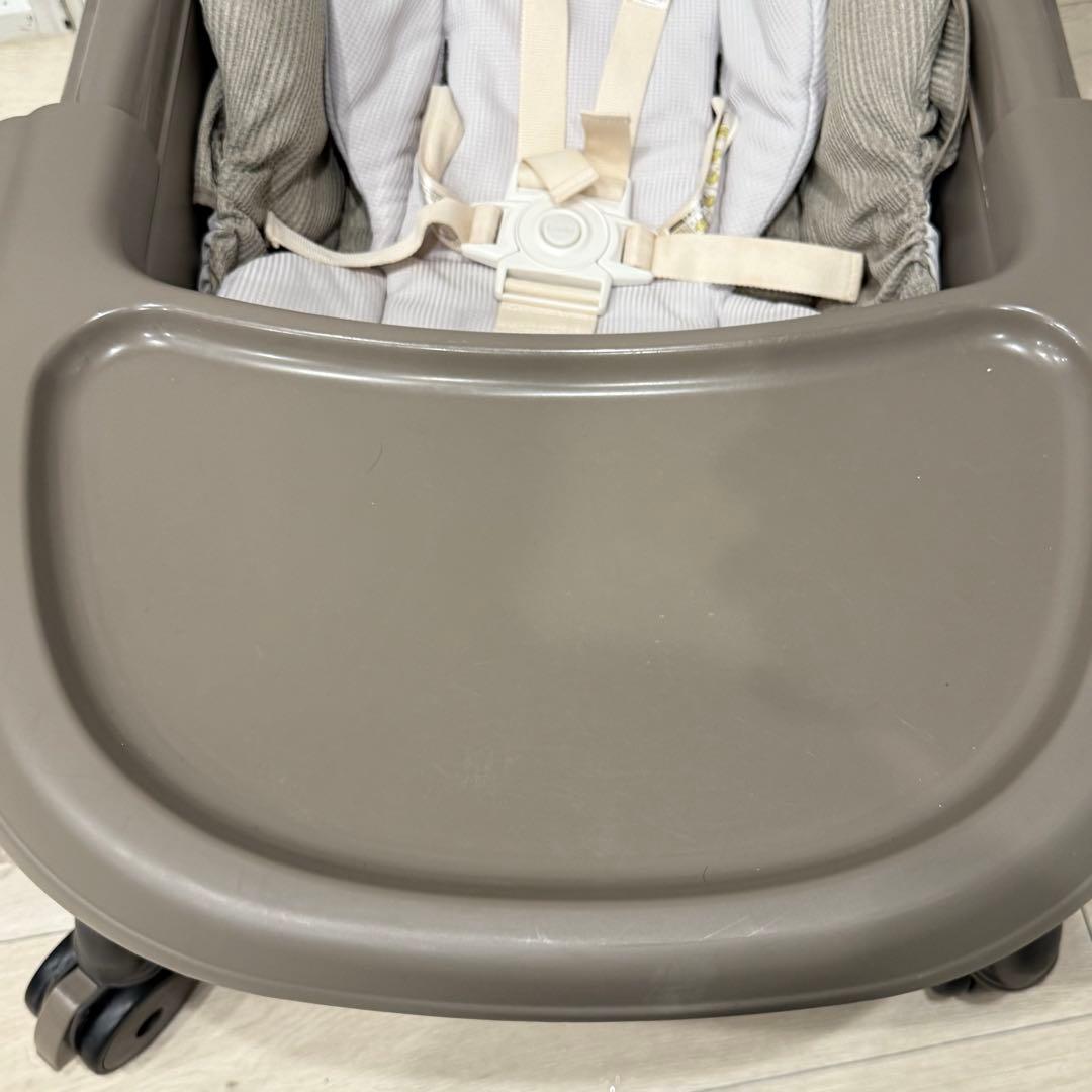 Combi ネムリラ Simplight （トイザらス・ベビーザらス限定モデル）