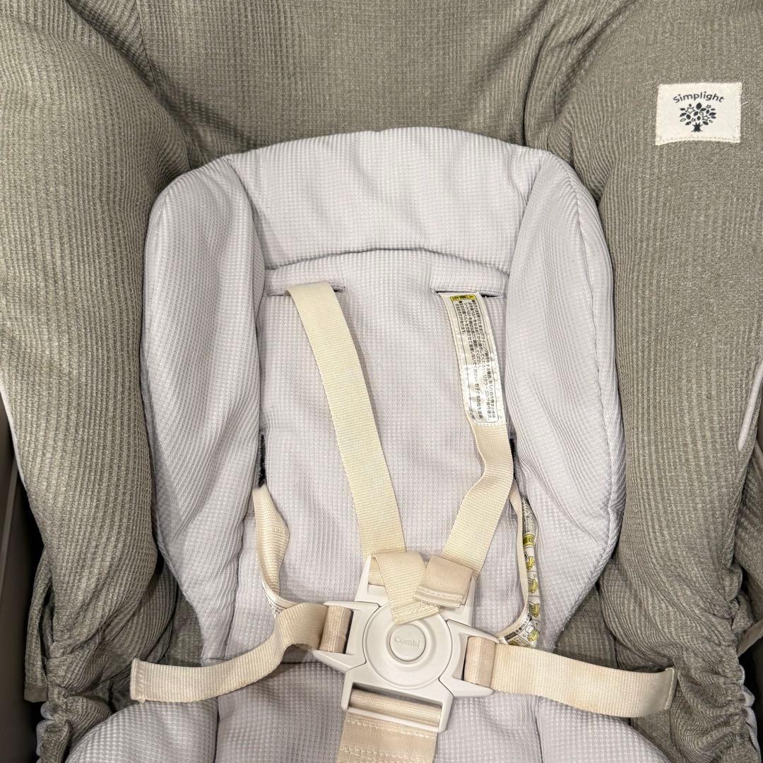 Combi ネムリラ Simplight （トイザらス・ベビーザらス限定モデル）