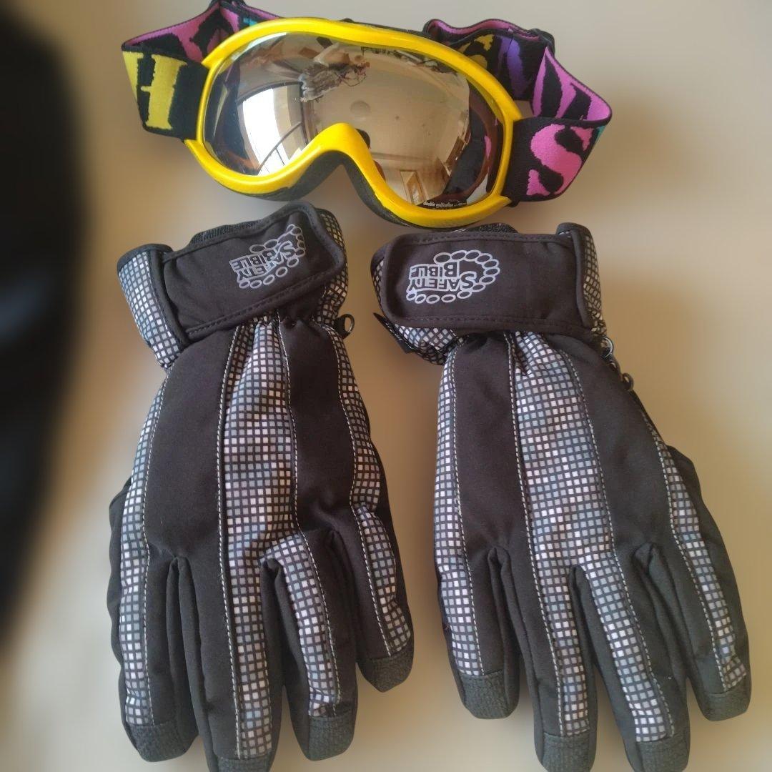 BURTONスノーボードウエア、パンツ、ゴーグル手袋セット　女性用ウィメンズ