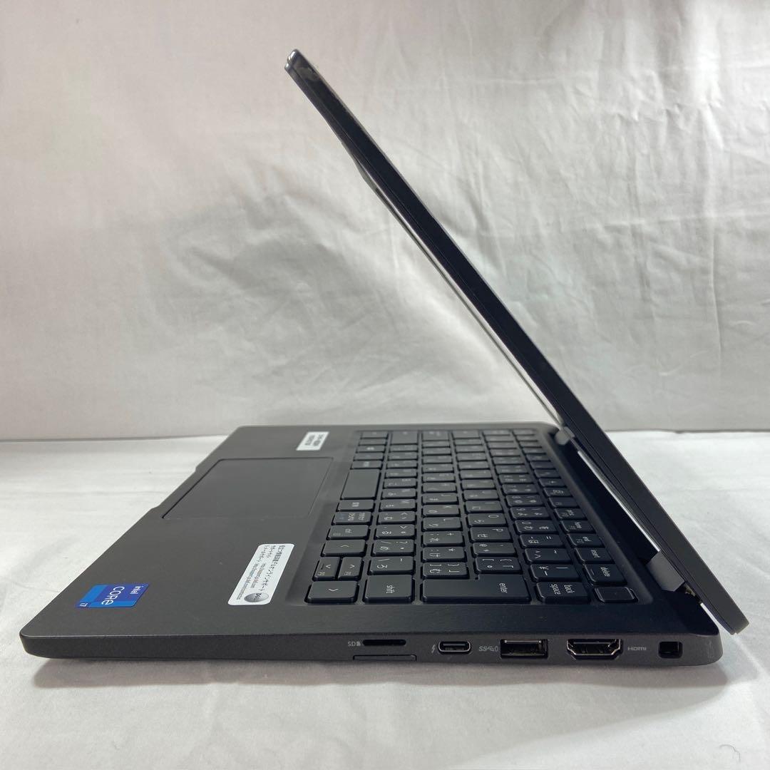 美品 11世代Core i7 32Gメモリ SSD512G 13.3型 DELL