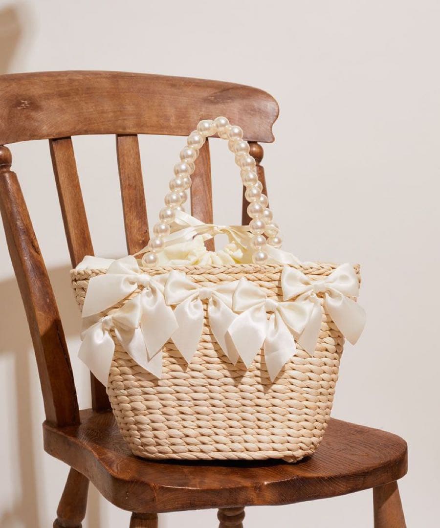 Maison de FLEUR パールハンドルメイズリボンカゴバッグ　アイボリー