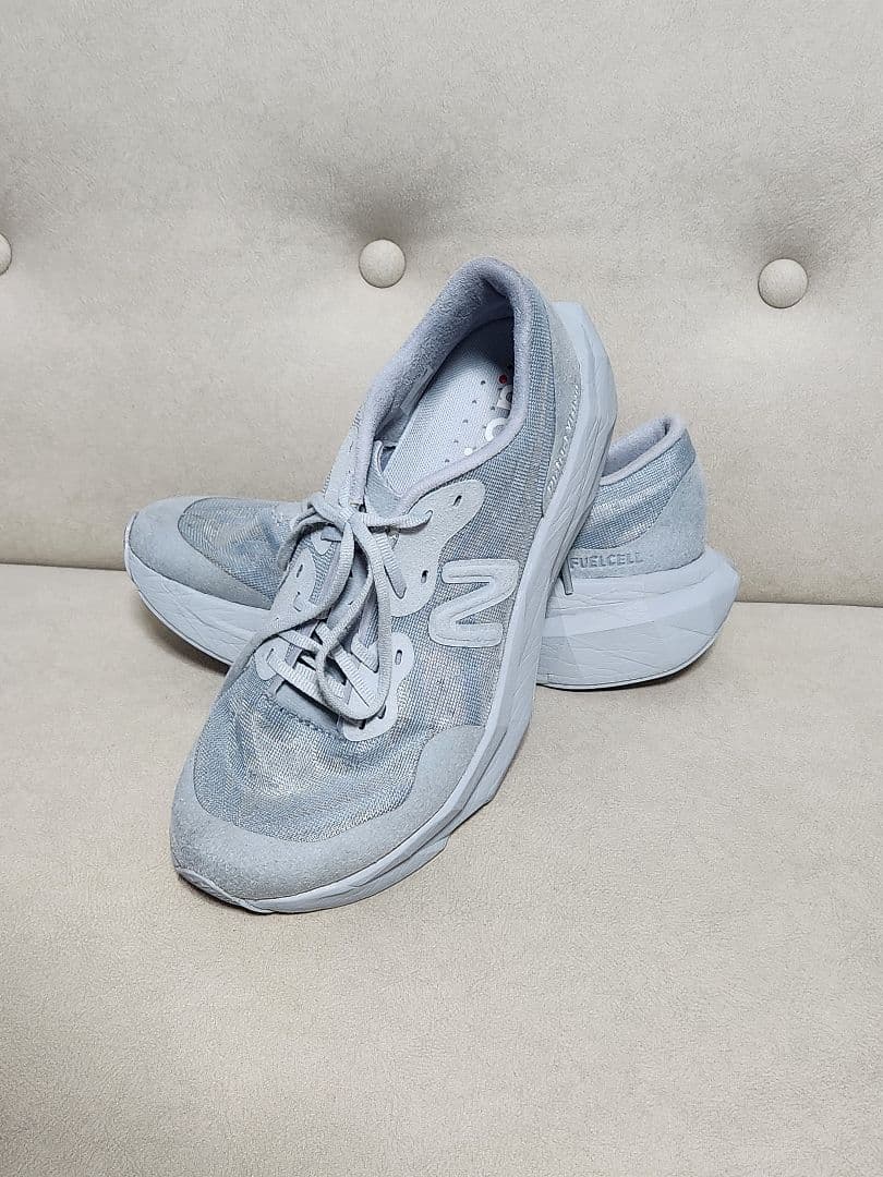 ニューバランス　フューエルセル スーパーコンプ エリート v4 24cm