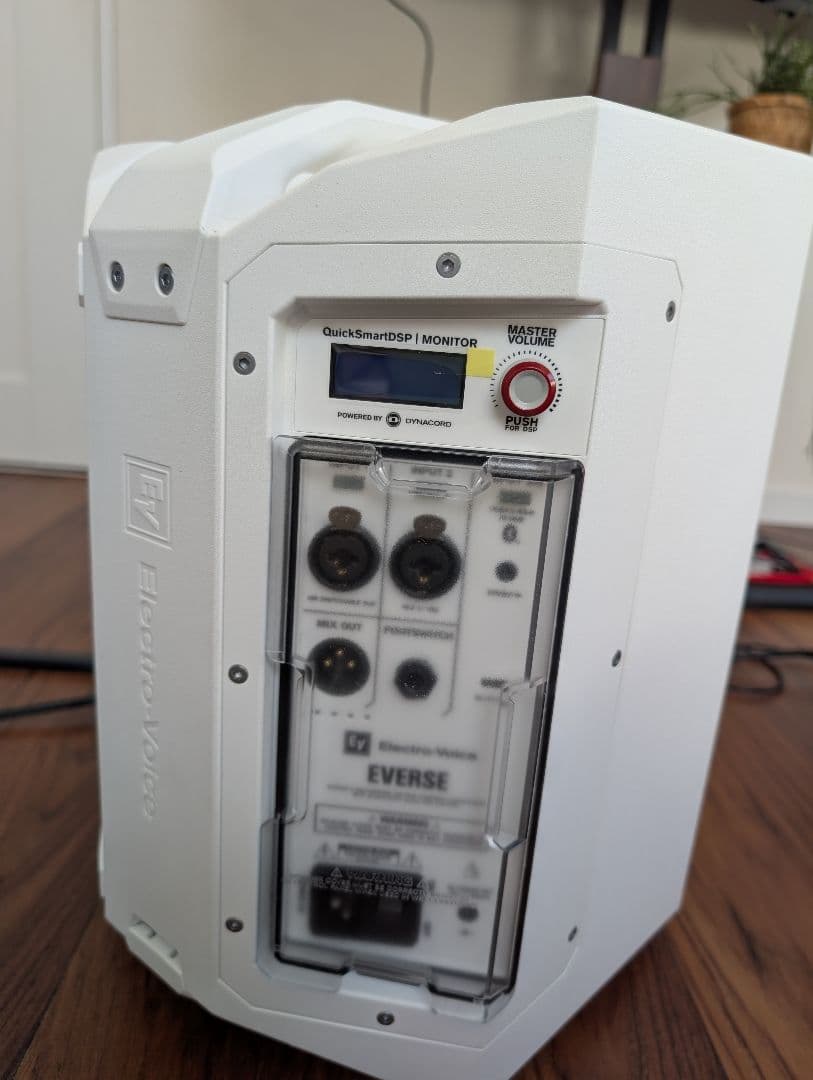 Electro-Voice EV Evers8　バック、純正バッテリー同梱