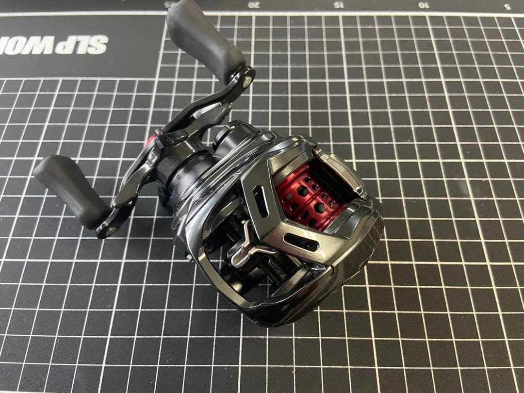 20アルファス AIR TW 8.6 右ハンドル