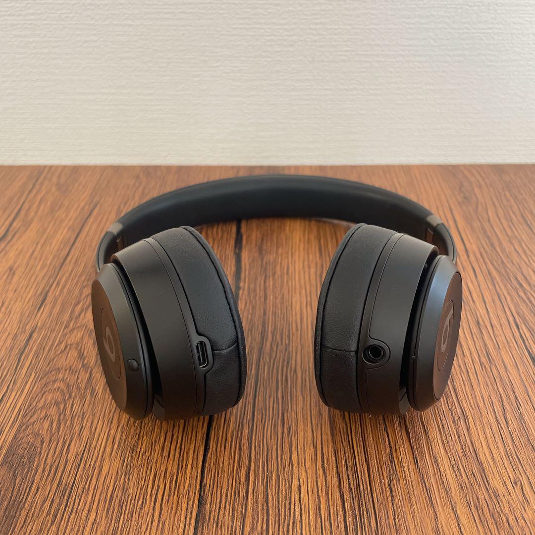最新☆ Beats Solo4 マットブラック ワイヤレスヘッドホン