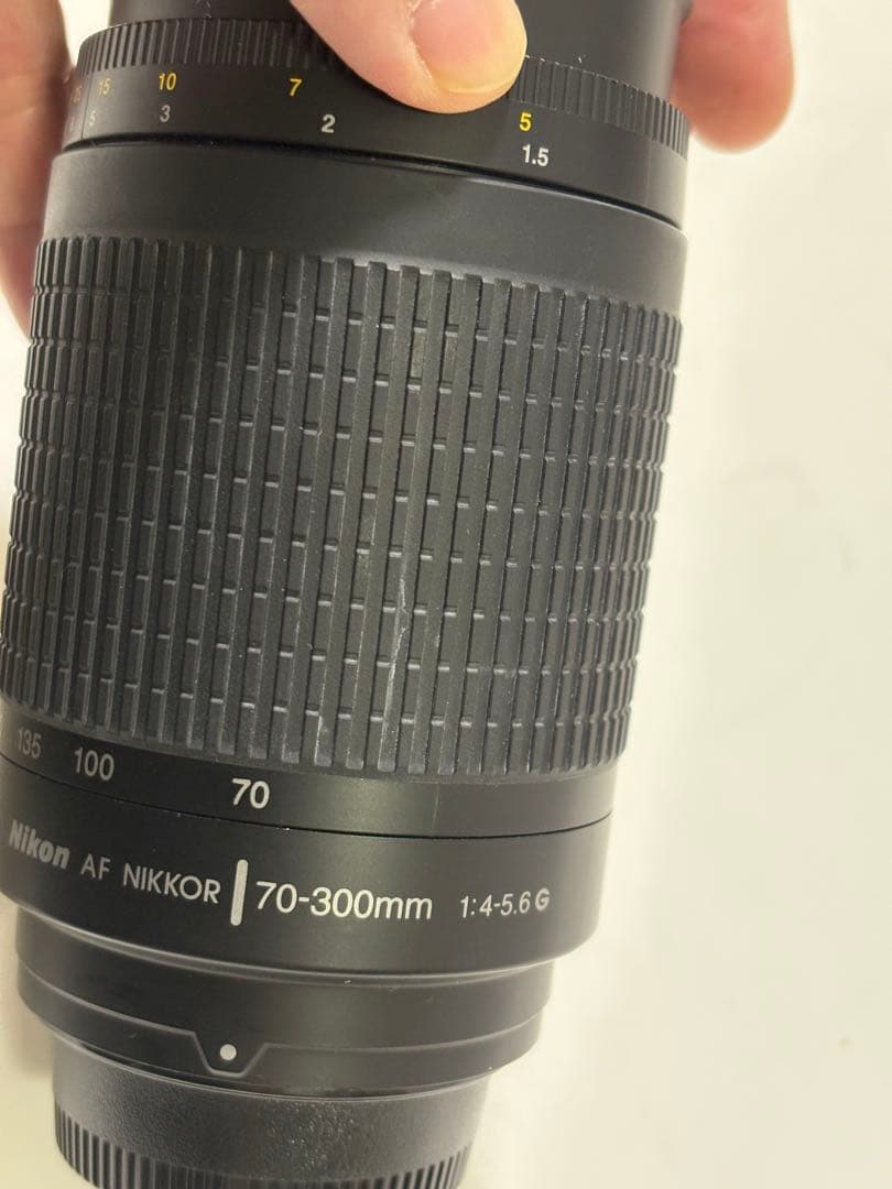 完動品　フィルムカメラNikon F80 レンズセット