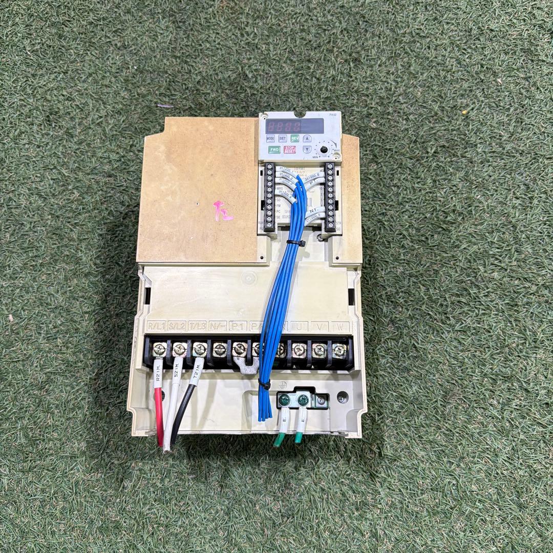 FR-E520-5.5K インバータ FREQROL-E500 三菱電機