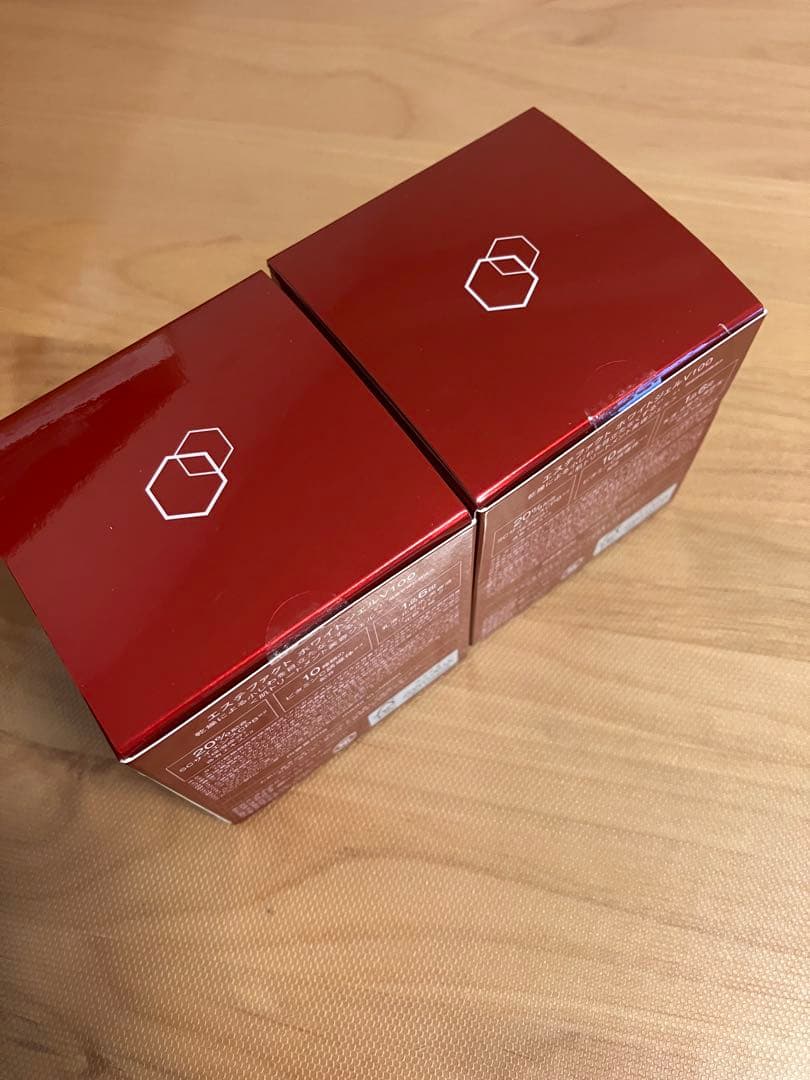 エステファクト　ホワイトジェルＶ100　50g 2個セット