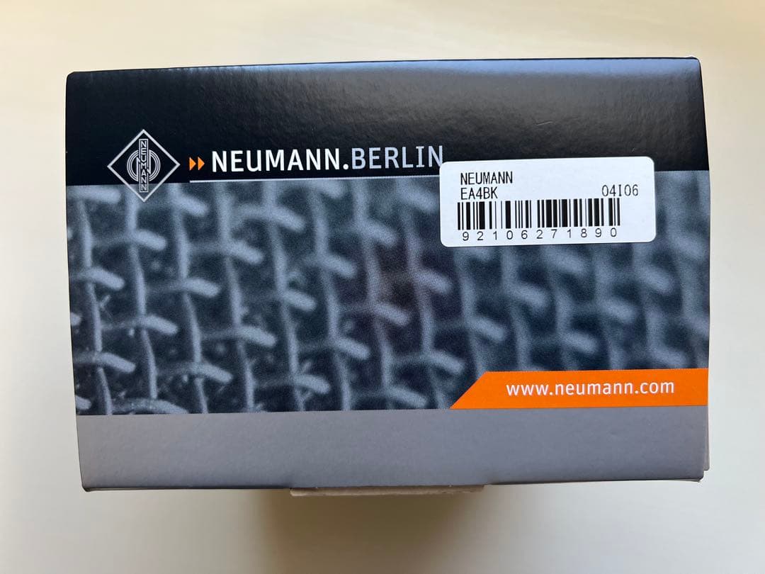 美品 Neumann ノイマン TLM102BK EA4BK